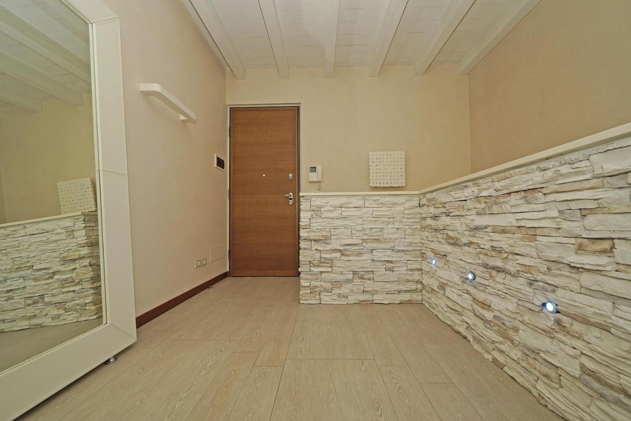 Giulia Luxury Apartment Σιρμιόνε Εξωτερικό φωτογραφία