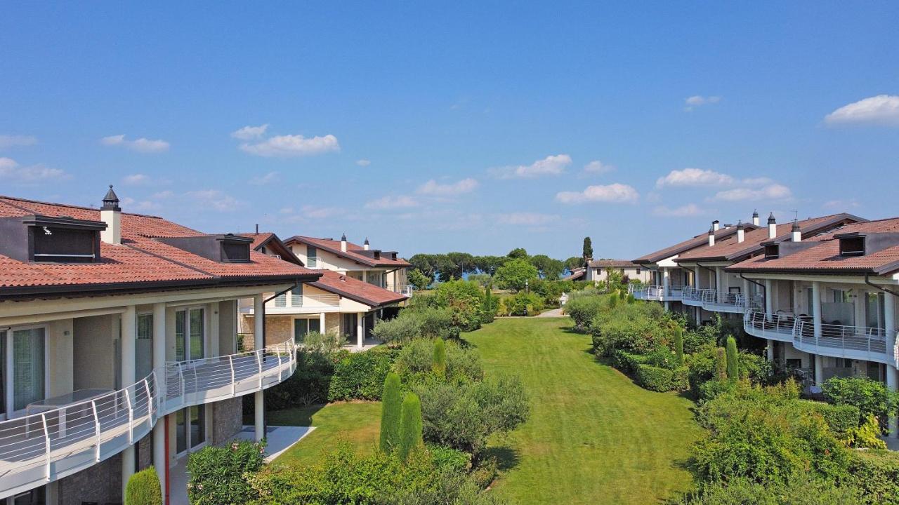 Giulia Luxury Apartment Σιρμιόνε Εξωτερικό φωτογραφία